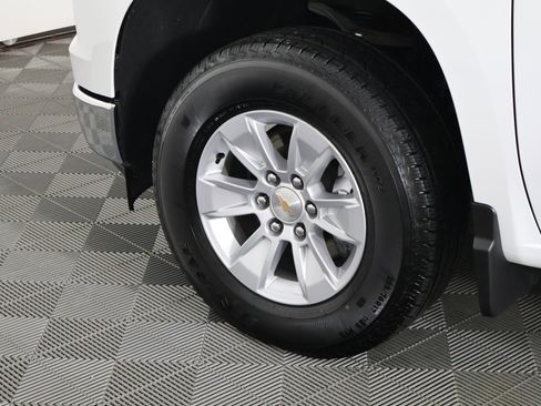 Used 2025 Chevrolet Silverado 1500 LT image 52