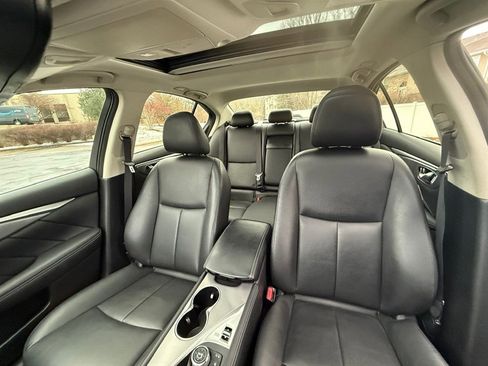 Used 2015 INFINITI Q50 Premium w/ Navigation Package image 19