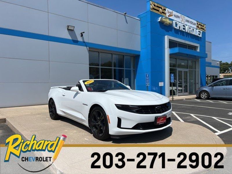 Certified 2024 Chevrolet Camaro LT image 1