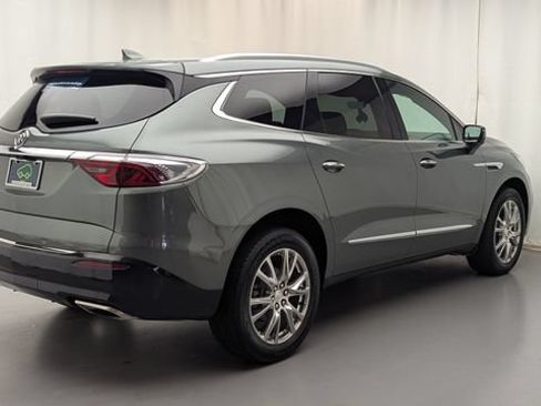 Used 2022 Buick Enclave Premium w/ Experience Buick Package AWD/4WD image 5