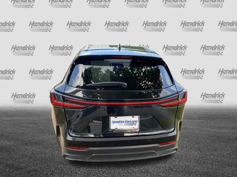 Used 2025 Lexus NX 250 FWD w/ Accessory Package (2T) image 9