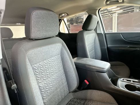 Used 2023 Chevrolet Equinox LT FWD image 27