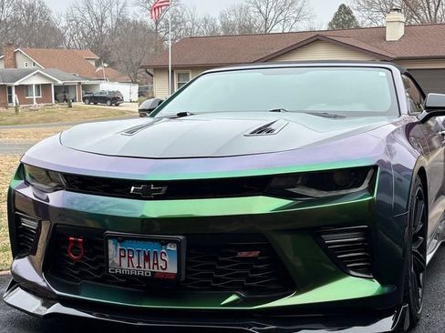 Used 2017 Chevrolet Camaro SS RWD image 3