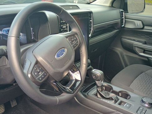 Used 2025 Ford Ranger XLT w/ Equipment Group 301A High AWD/4WD image 4