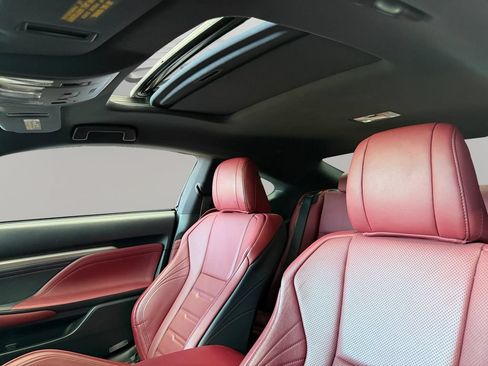 Used 2016 Lexus RC 200t RWD image 9