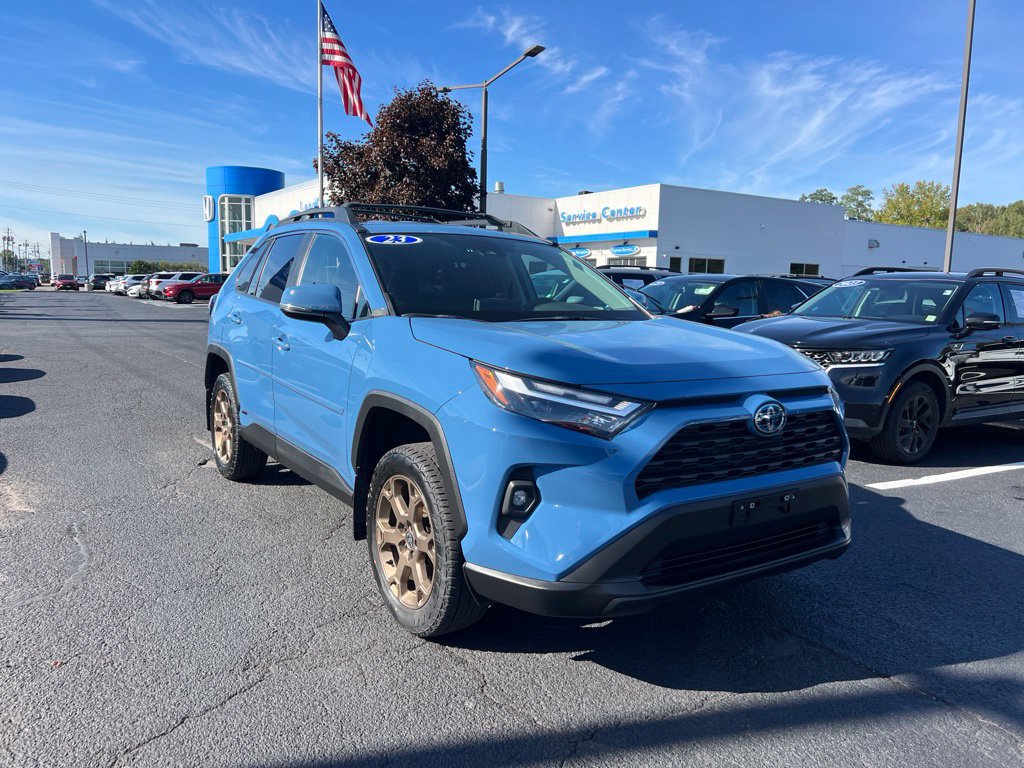 Used 2023 Toyota RAV4 AWD Hybrid image 7