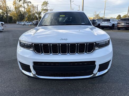 New 2025 Jeep Grand Cherokee L Laredo w/ Trailer Tow Package image 7