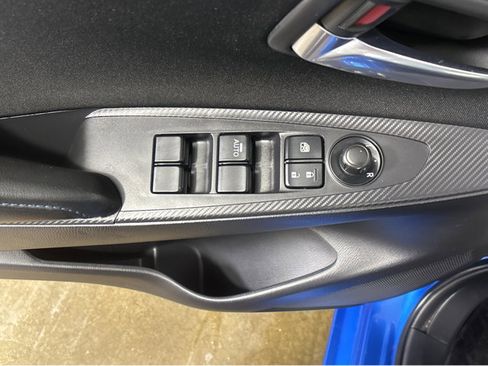 Used 2018 Toyota Yaris iA image 34