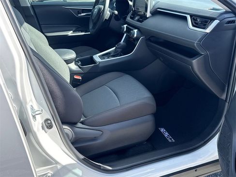 Used 2024 Toyota RAV4 XLE image 13