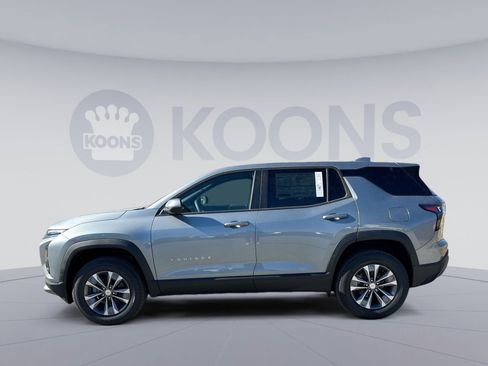 New 2026 Chevrolet Equinox LT w/ Convenience Package II image 2