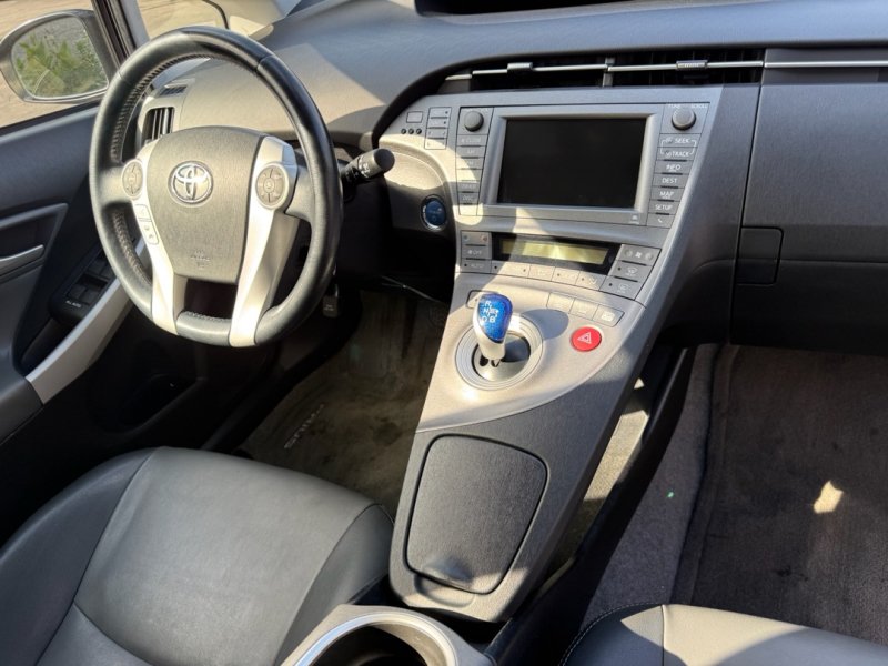 Used 2012 Toyota Prius Four w/ Deluxe Solar Roof Pkg FWD image 27
