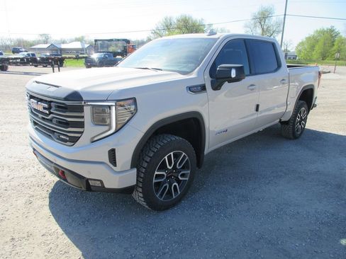 New 2026 GMC Sierra 1500 AT4 w/ AT4 Premium Package AWD/4WD image 11
