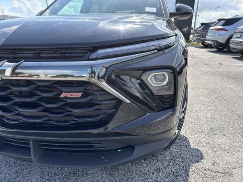 Used 2024 Chevrolet TrailBlazer RS FWD image 9