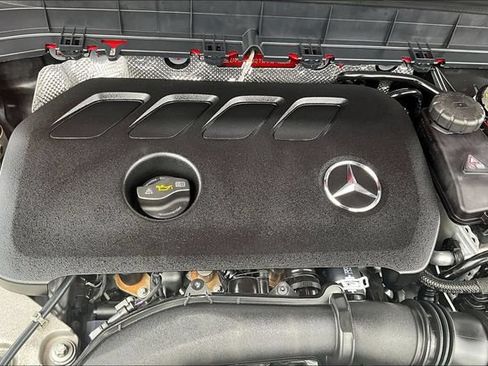 Used 2026 Mercedes-Benz GLB 250 4MATIC image 29