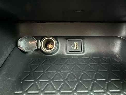 Certified 2024 Toyota RAV4 LE AWD/4WD image 42