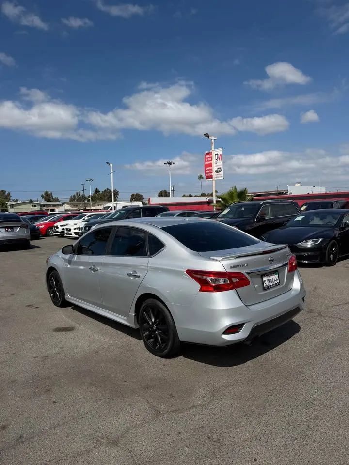 Used 2019 Nissan Sentra SR Turbo FWD image 4