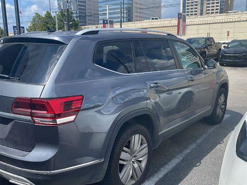 Used 2019 Volkswagen Atlas SEL FWD image 3