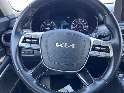 Certified 2022 Kia Telluride EX w/ EX Premium Package FWD image 14
