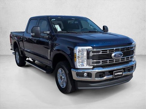 New 2026 Ford F250 XLT w/ FX4 Off-Road Package image 6