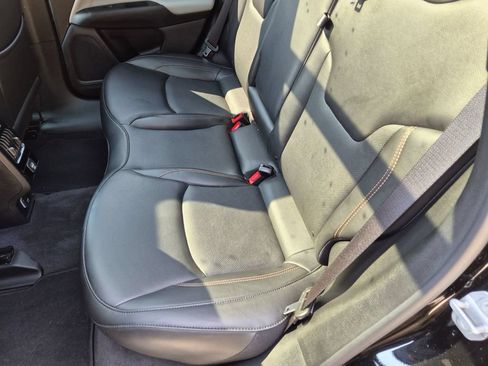 Used 2023 Jeep Compass Limited w/ Sun and Sound Group AWD/4WD image 23