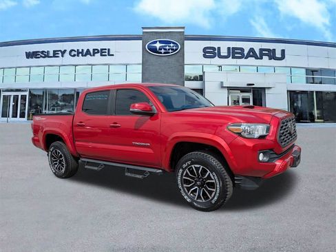 Used 2020 Toyota Tacoma TRD Sport image 1