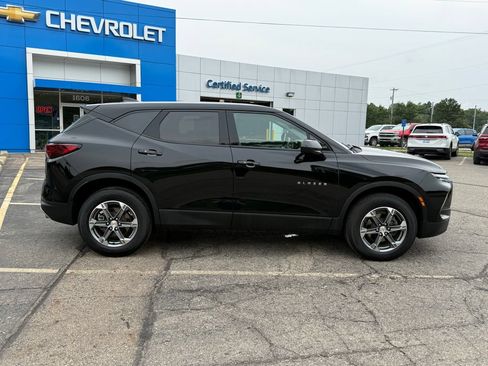 Certified 2024 Chevrolet Blazer LT FWD image 7