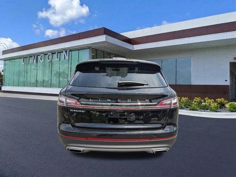 Certified 2023 Lincoln Nautilus Reserve w/ Equipment Group 202A image 6