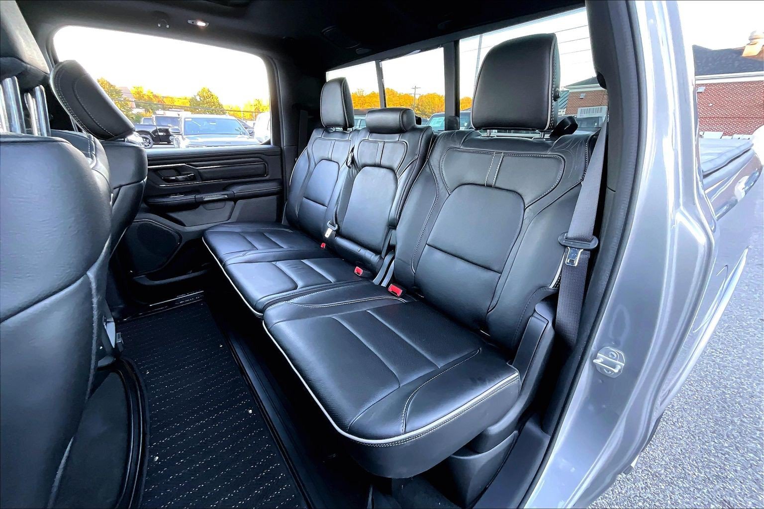 Used 2022 RAM 1500 Limited AWD/4WD image 24