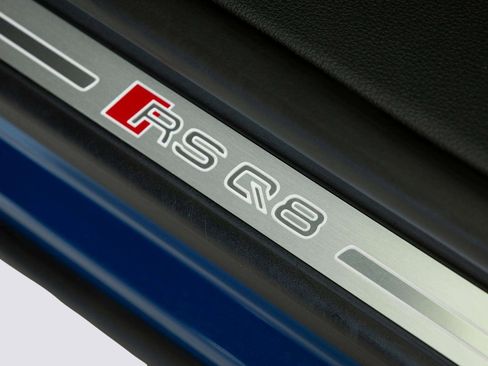 Used 2025 Audi RS Q8 performance image 39