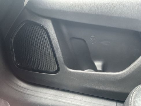 Used 2024 Jeep Compass Limited image 32