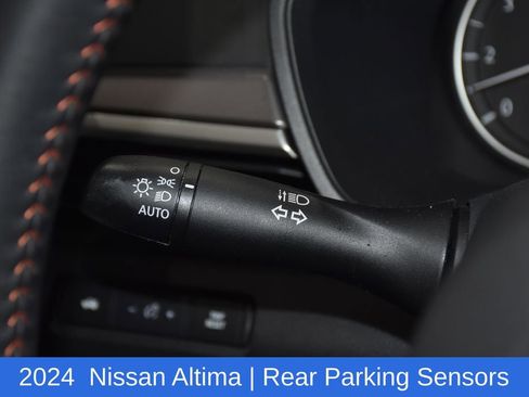 Used 2024 Nissan Altima 2.5 SR image 10