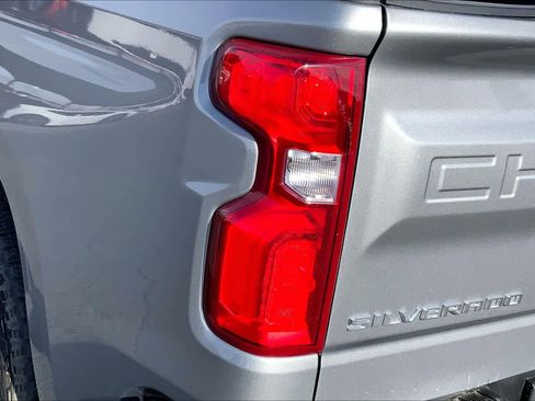 Used 2023 Chevrolet Silverado 1500 High Country w/ Z71 Off-Road Package image 29