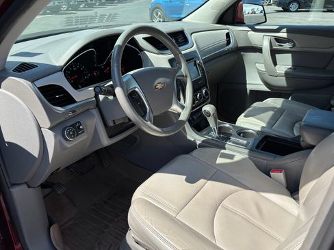 Used 2016 Chevrolet Traverse LT AWD/4WD image 15