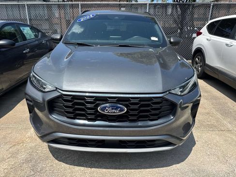 Used 2024 Ford Escape ST-Line FWD image 2