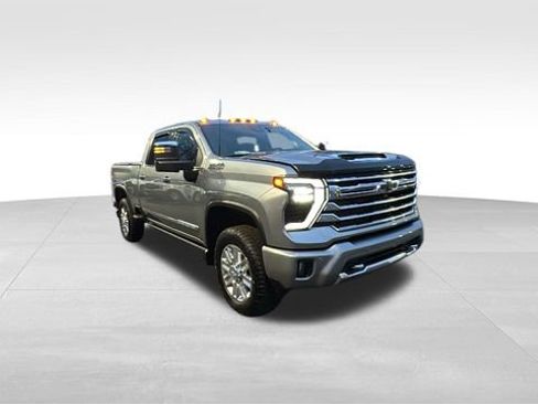 Used 2024 Chevrolet Silverado 2500 High Country w/ High Country Premium Package image 32