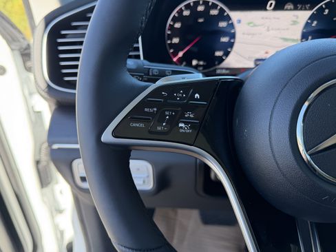 New 2026 Mercedes-Benz GLS 450 4MATIC image 23
