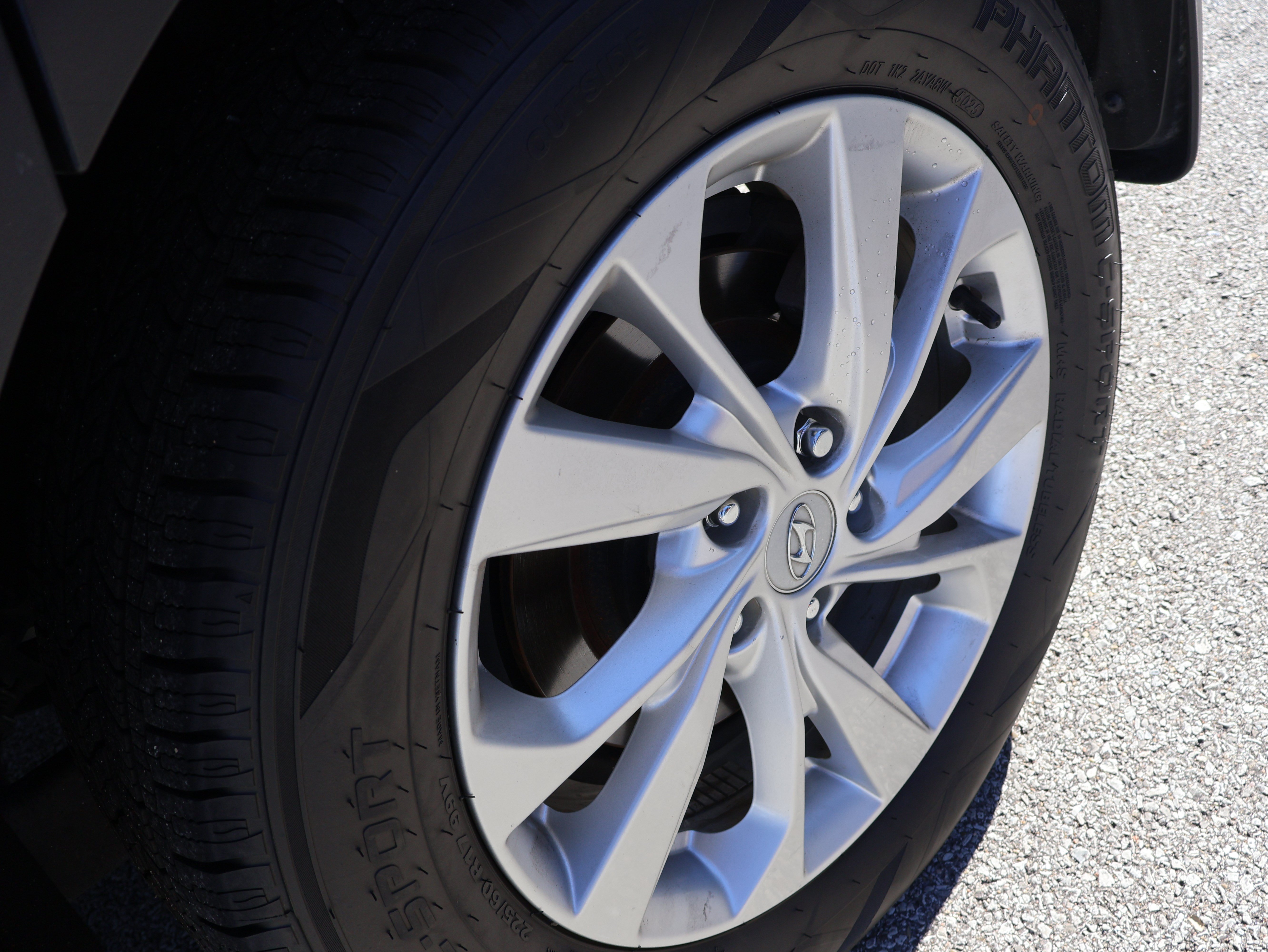 Used 2019 Hyundai Tucson Value AWD/4WD image 36