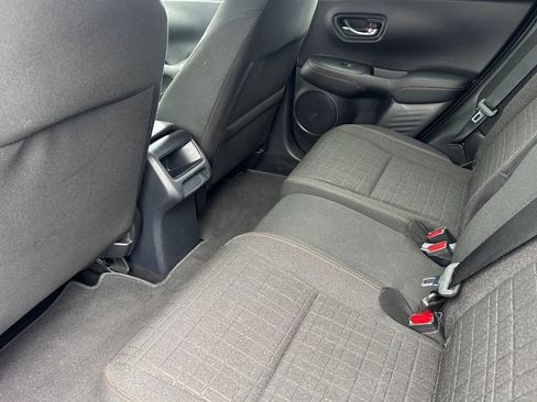 Certified 2025 Honda HR-V Sport image 15