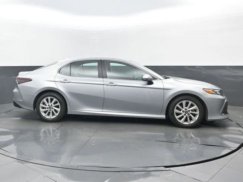 Used 2023 Toyota Camry LE FWD image 2