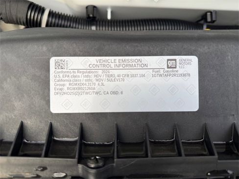Used 2024 GMC Savana 2500 w/ Driver Convenience Package image 26