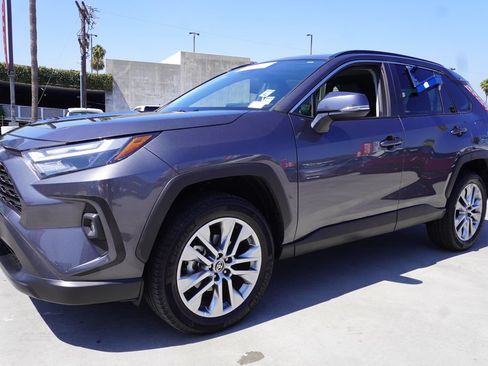Certified 2023 Toyota RAV4 XLE Premium FWD image 4