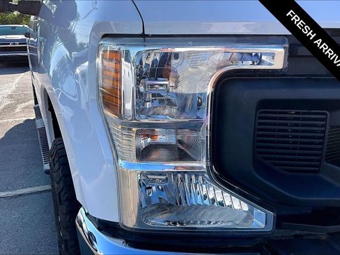 Used 2022 Ford F250 XL w/ Power Equipment Group AWD/4WD image 30
