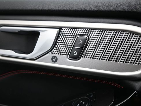 Certified 2023 Ford Explorer ST-Line w/ Class IV Trailer Tow Package image 12