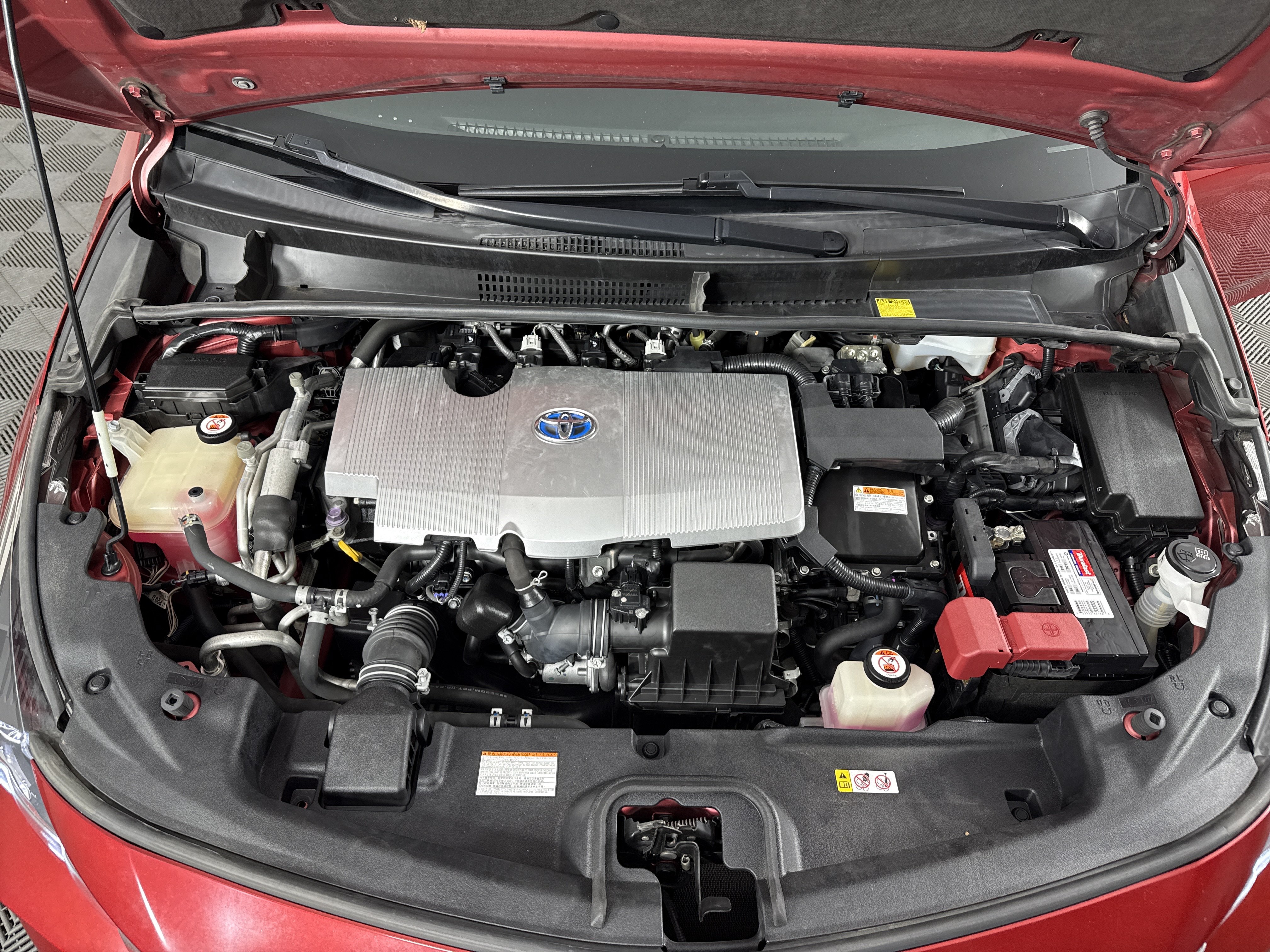 Used 2017 Toyota Prius Prime Premium w/ Carpet Mat Package FWD image 12