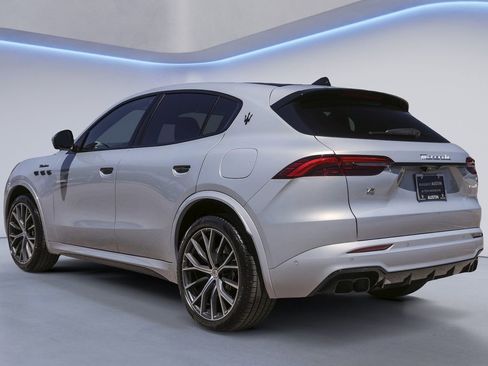 New 2026 Maserati Grecale Modena image 6