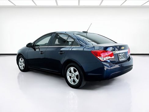 Used 2015 Chevrolet Cruze LT image 6