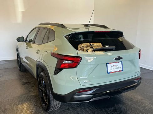 Used 2025 Chevrolet Trax ACTIV w/ Driver Confidence Package image 4