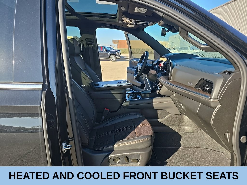 Used 2026 Chevrolet Suburban High Country AWD/4WD image 24