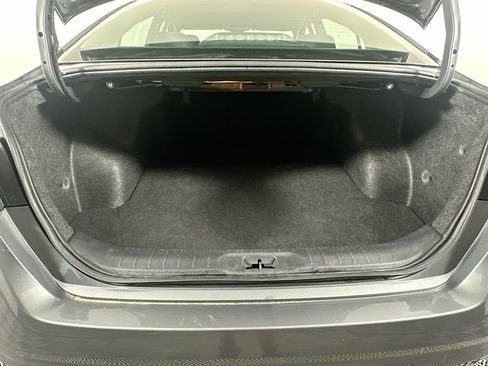 Used 2024 Nissan Altima 2.5 SV FWD image 27