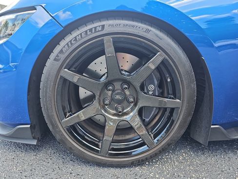 Used 2017 Ford Mustang Shelby GT350 RWD image 33
